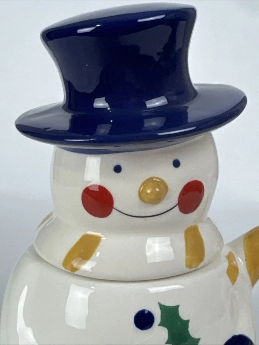 Temptations Snowman Blue Hat Ceramic 12oz Mug holiday Christmas decor cup